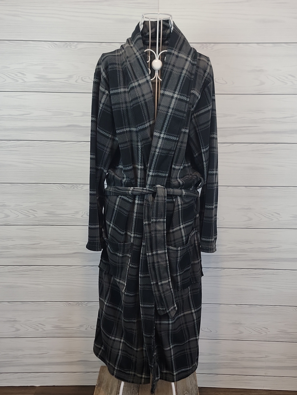 Perry Ellis Robe Black & Gray Plaid Shawl-Collar Wrap Mens One Size
